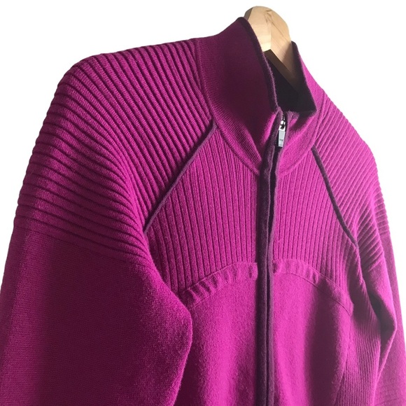 Title Nine‎ Small Wool Full Zip Mock Neck Magenta Sweater Jacket Thumbholes Golf - Picture 3 of 14